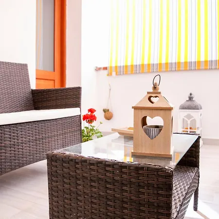 Antora's House Apartament *