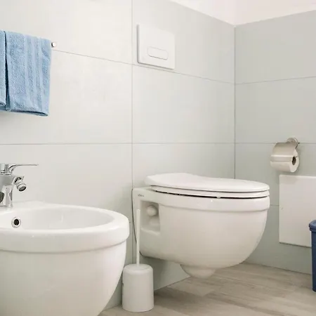 Antora's House Apartment